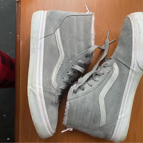 Vans warm Sherpa lined sneakers missy size 6 women’s 7 - Picture 3 of 6